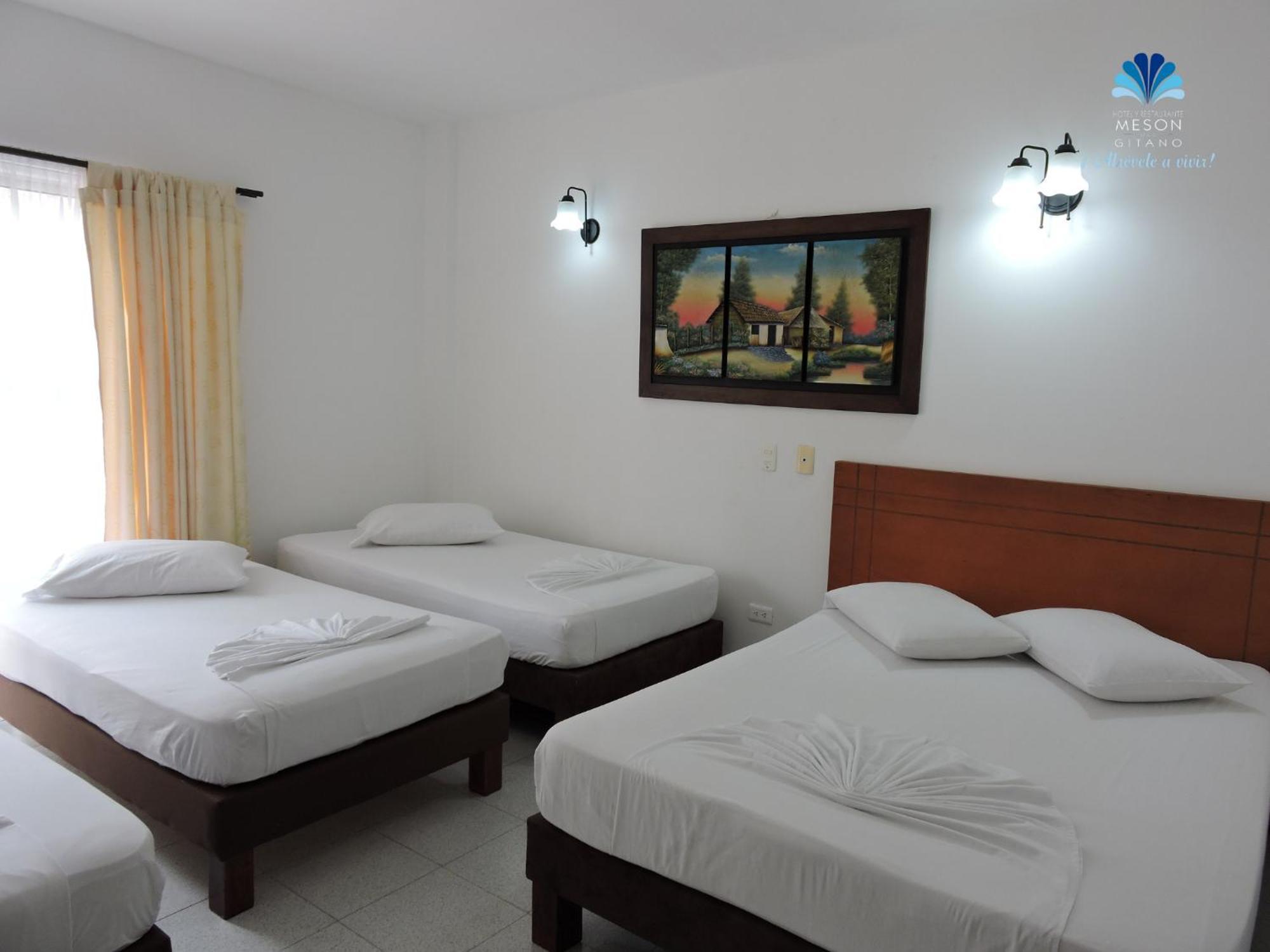 Hotel Y Restaurante Meson Del Gitano Caucasia Oda fotoğraf